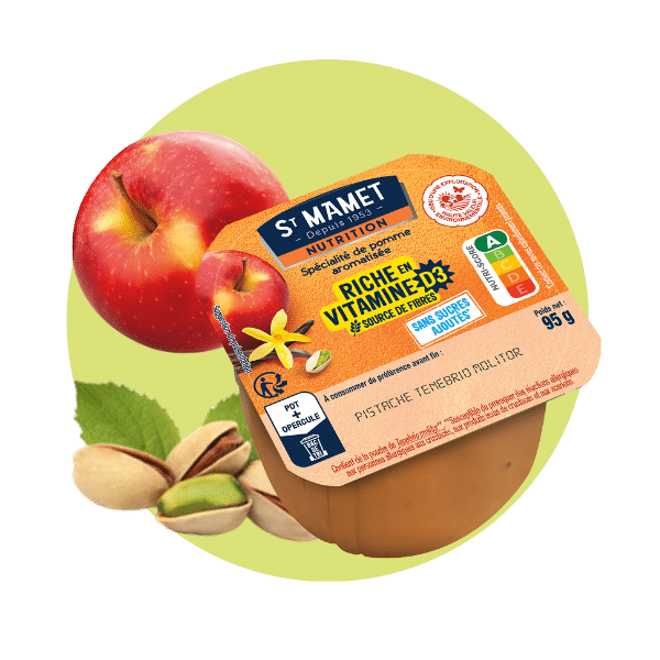 La gamme nutrition compote riche en vitamine D 3 pomme pistache St Mamet